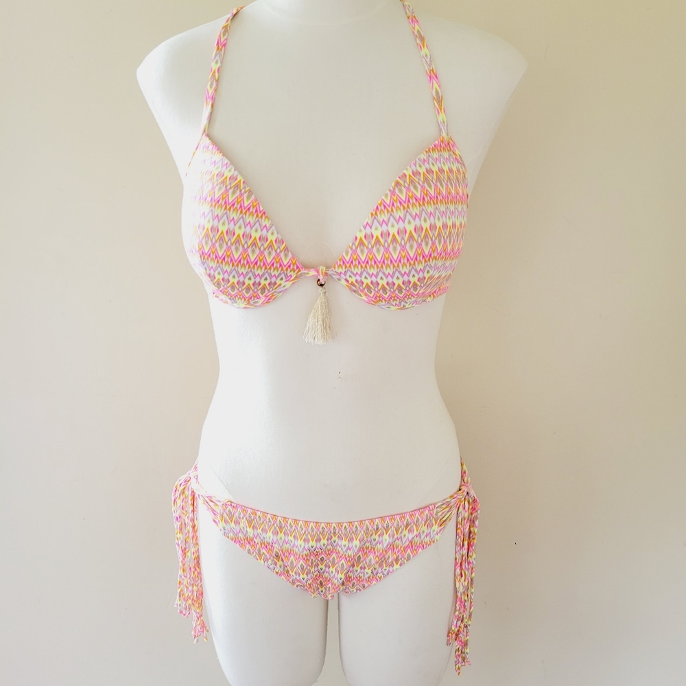 Shade & Shore Aztec bikini size 34C/large